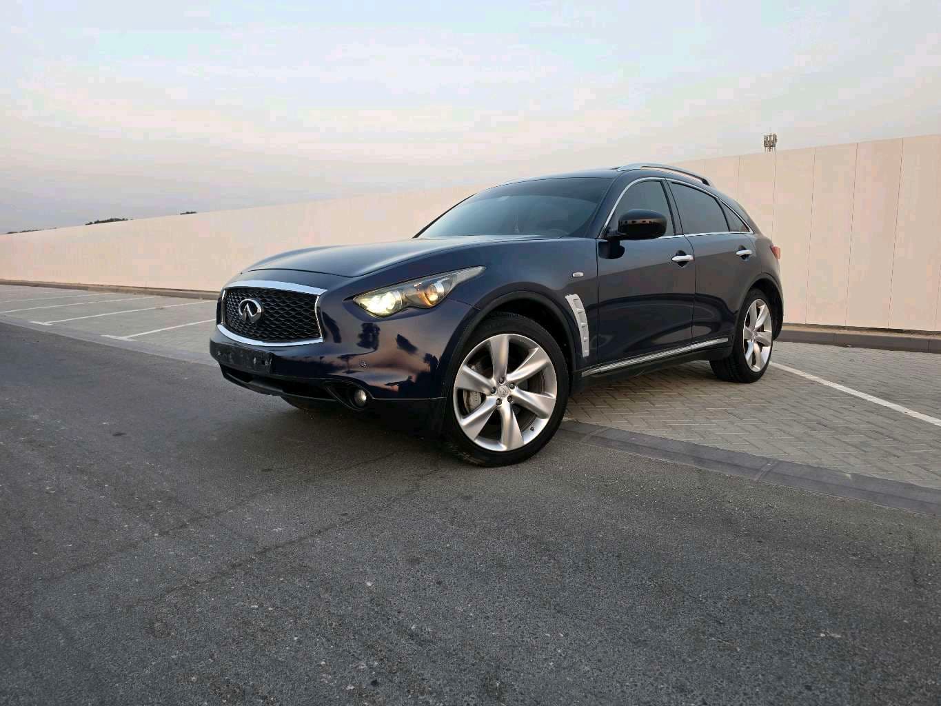 Infiniti QX50 photo 2