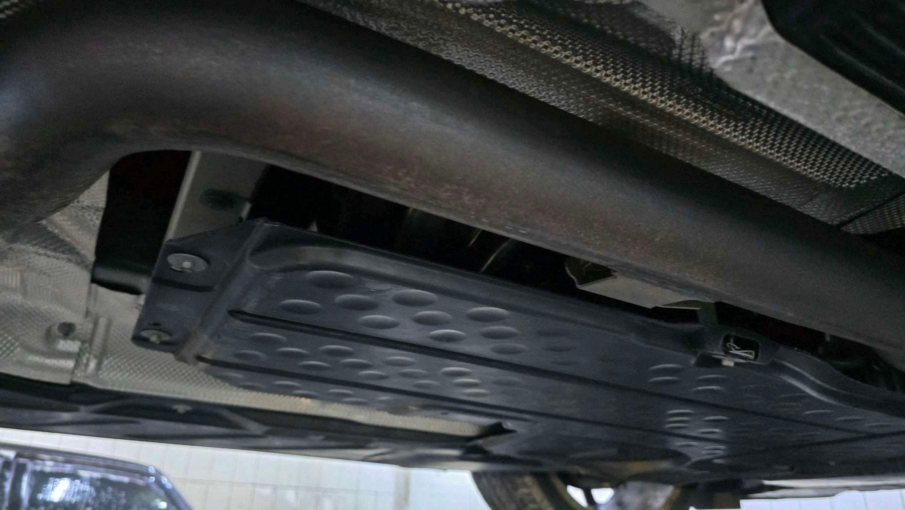 Mercedes-Benz E350 photo 13