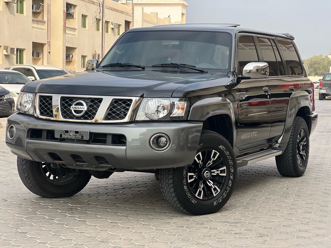 Nissan Patrol photo 1