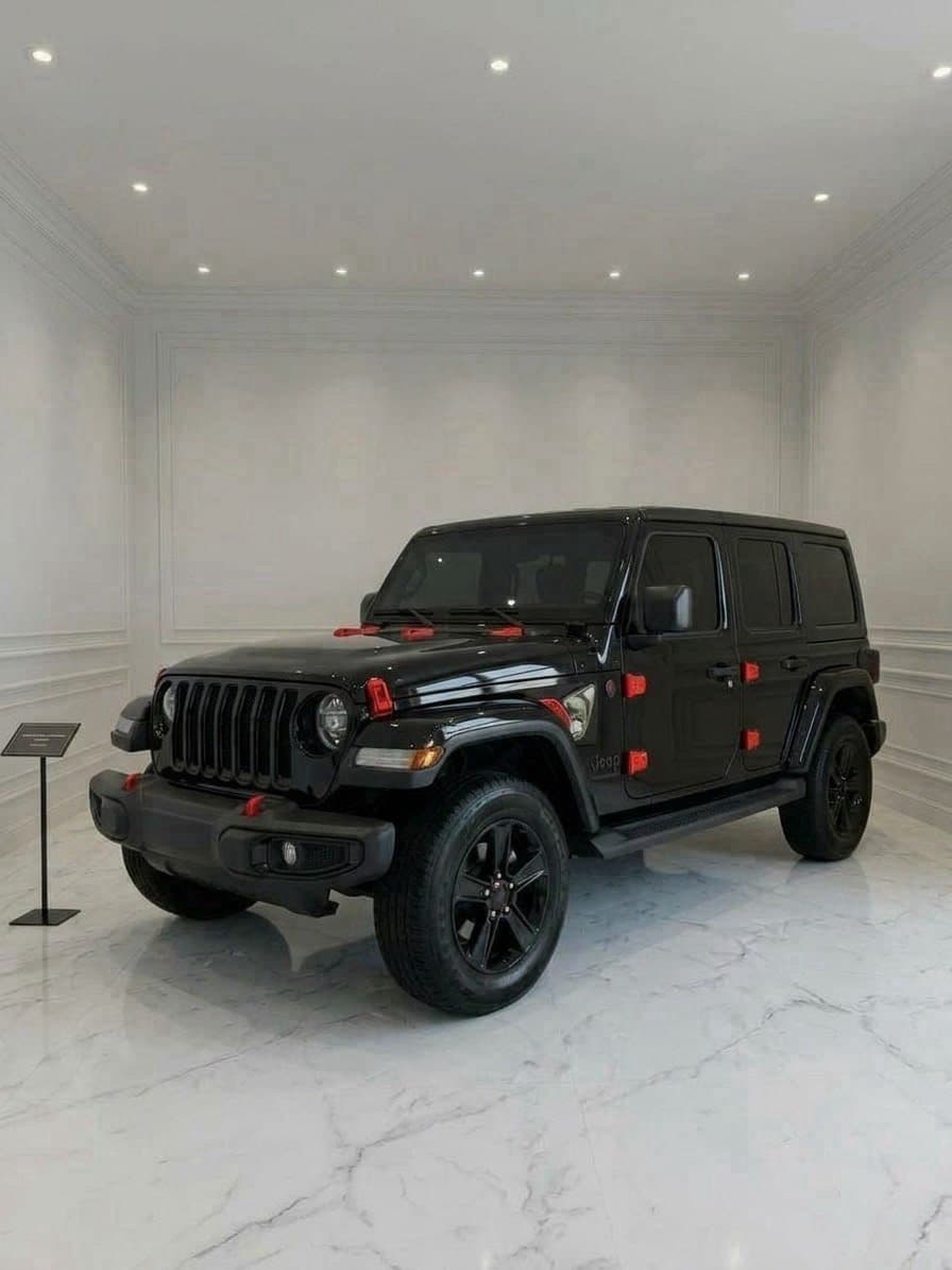 Jeep Wrangler photo 3