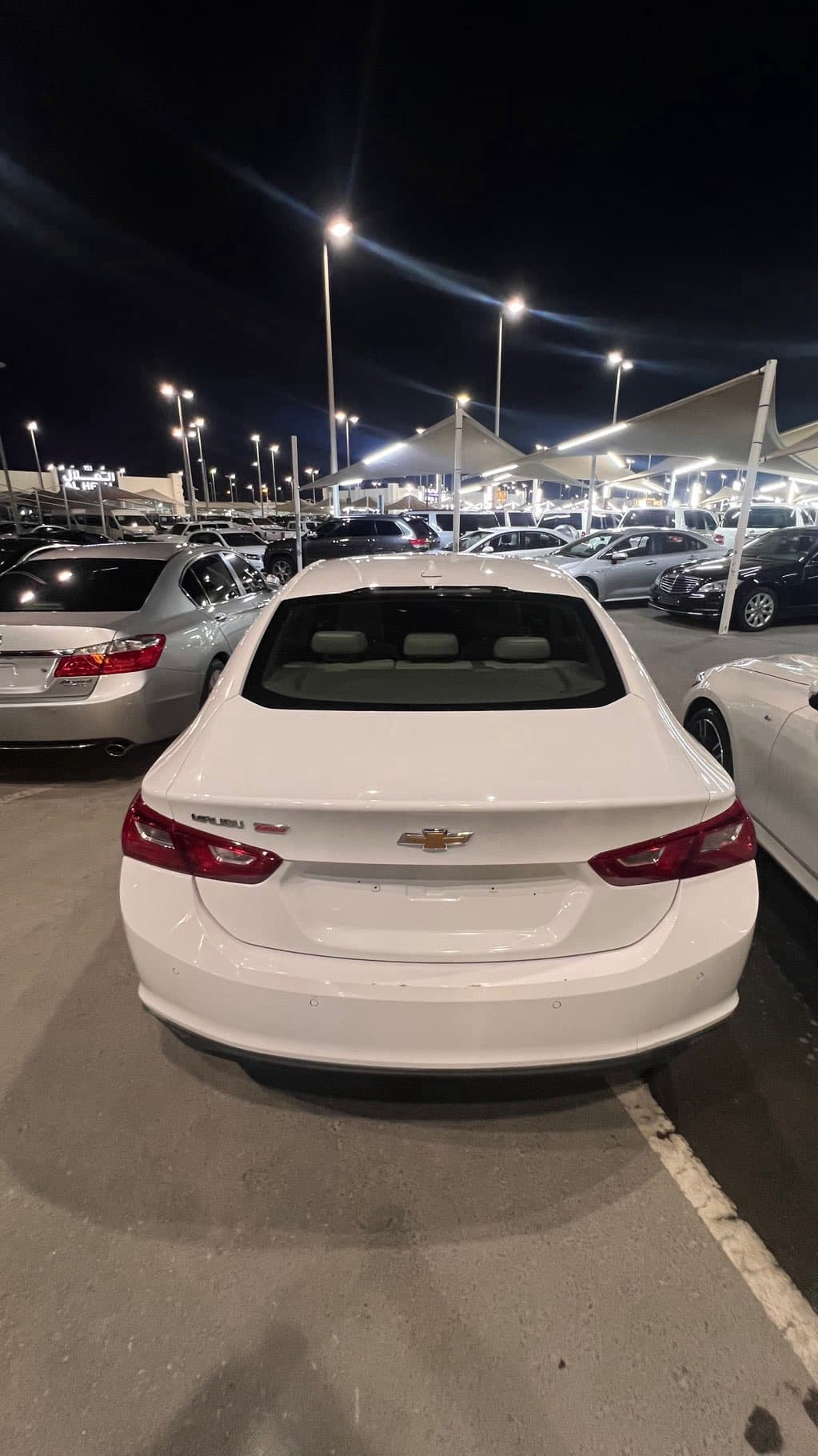 Chevrolet Malibu photo 2