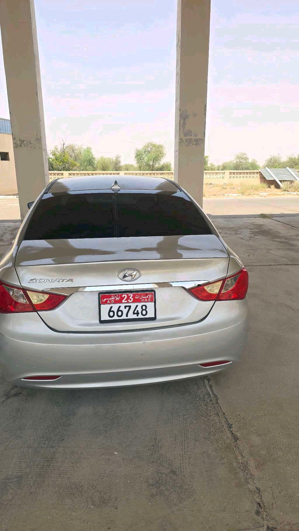 Hyundai Sonata photo 4