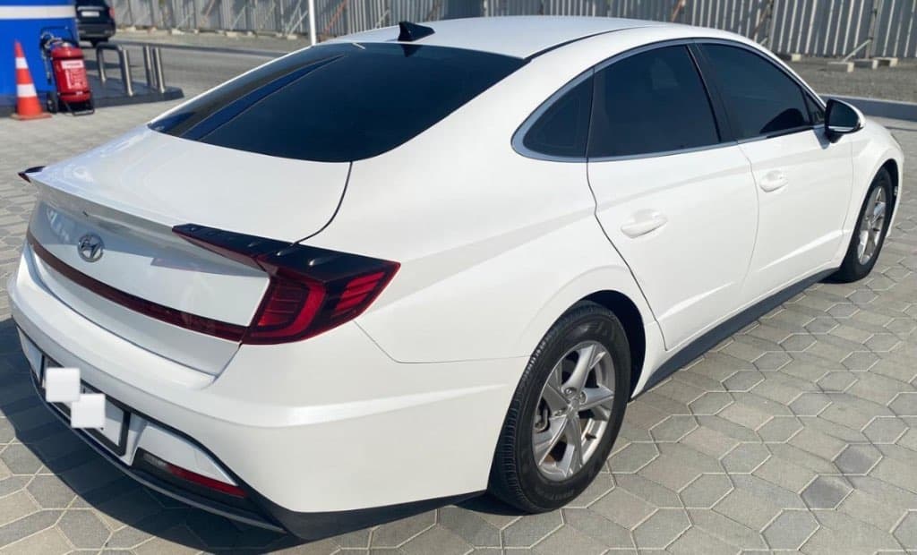 Hyundai Sonata photo 4