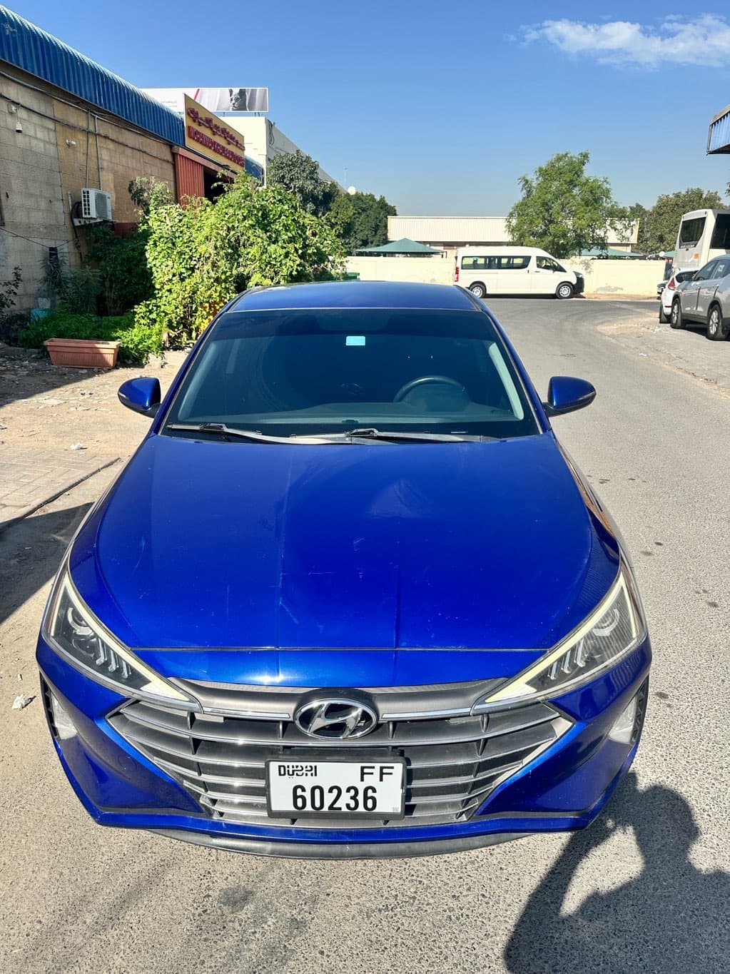 Hyundai Elantra photo 1