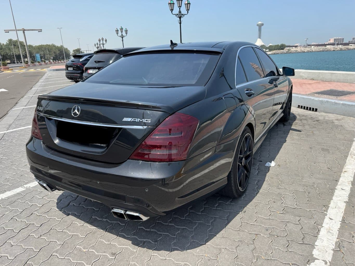 Mercedes-Benz S63 AMG photo 8