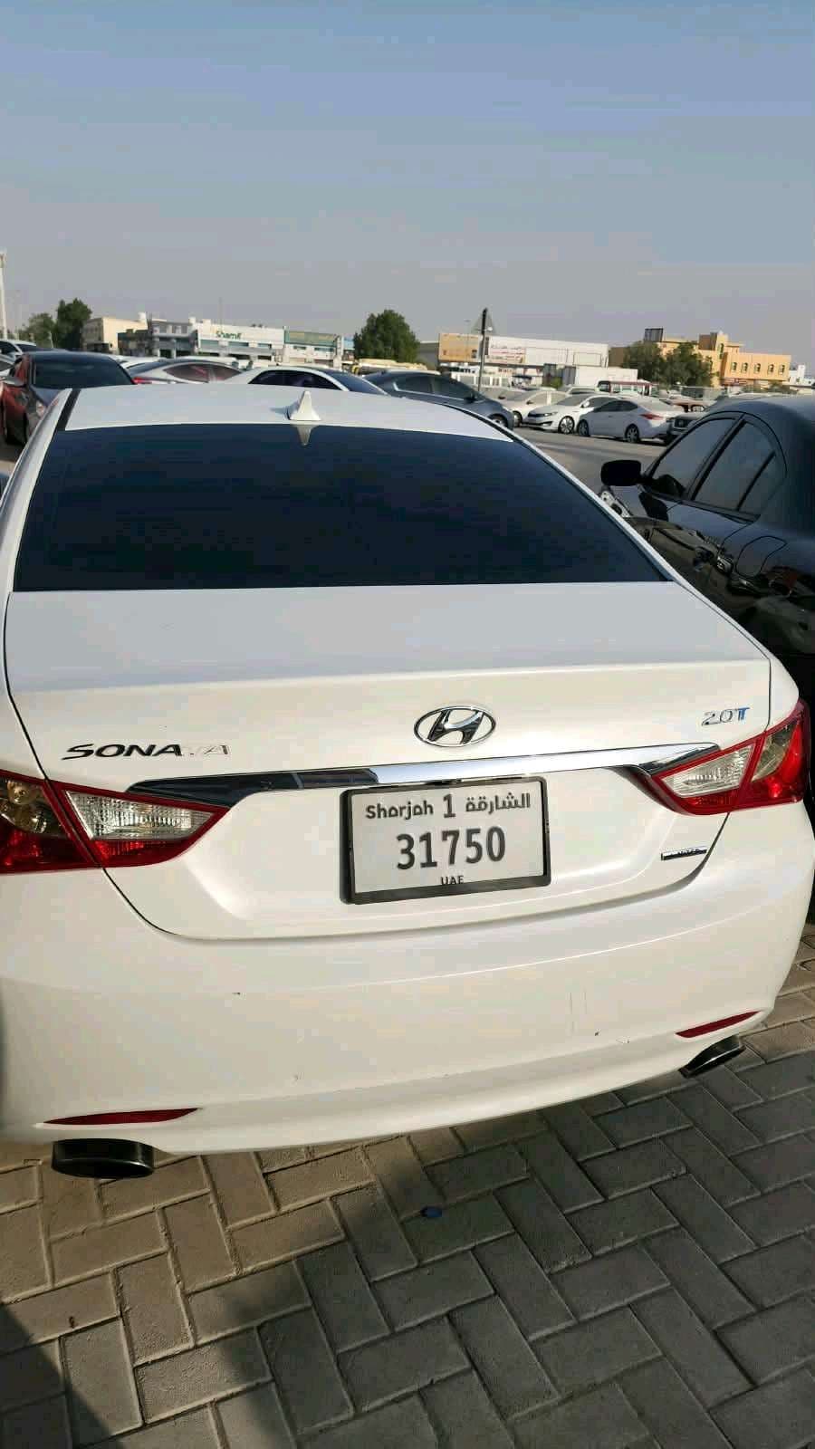 Hyundai Sonata photo 2