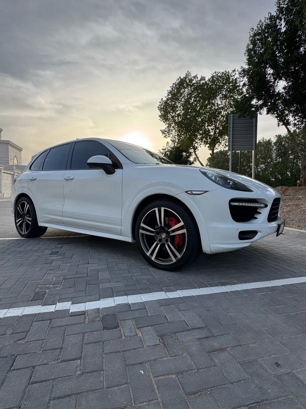 Porsche Cayenne photo 5