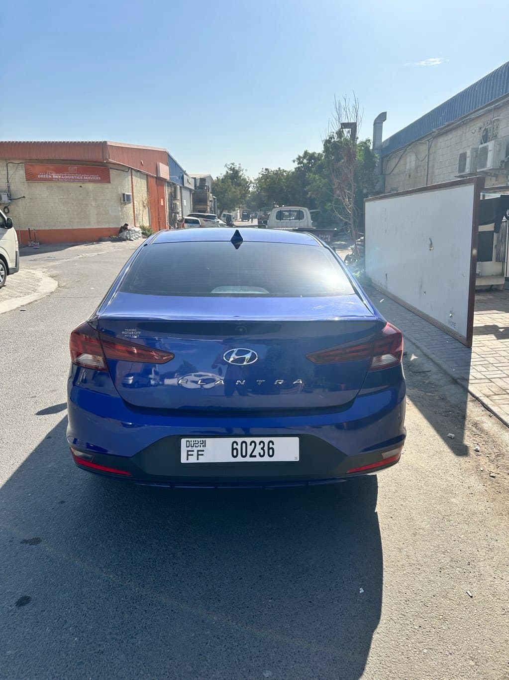 Hyundai Elantra photo 6