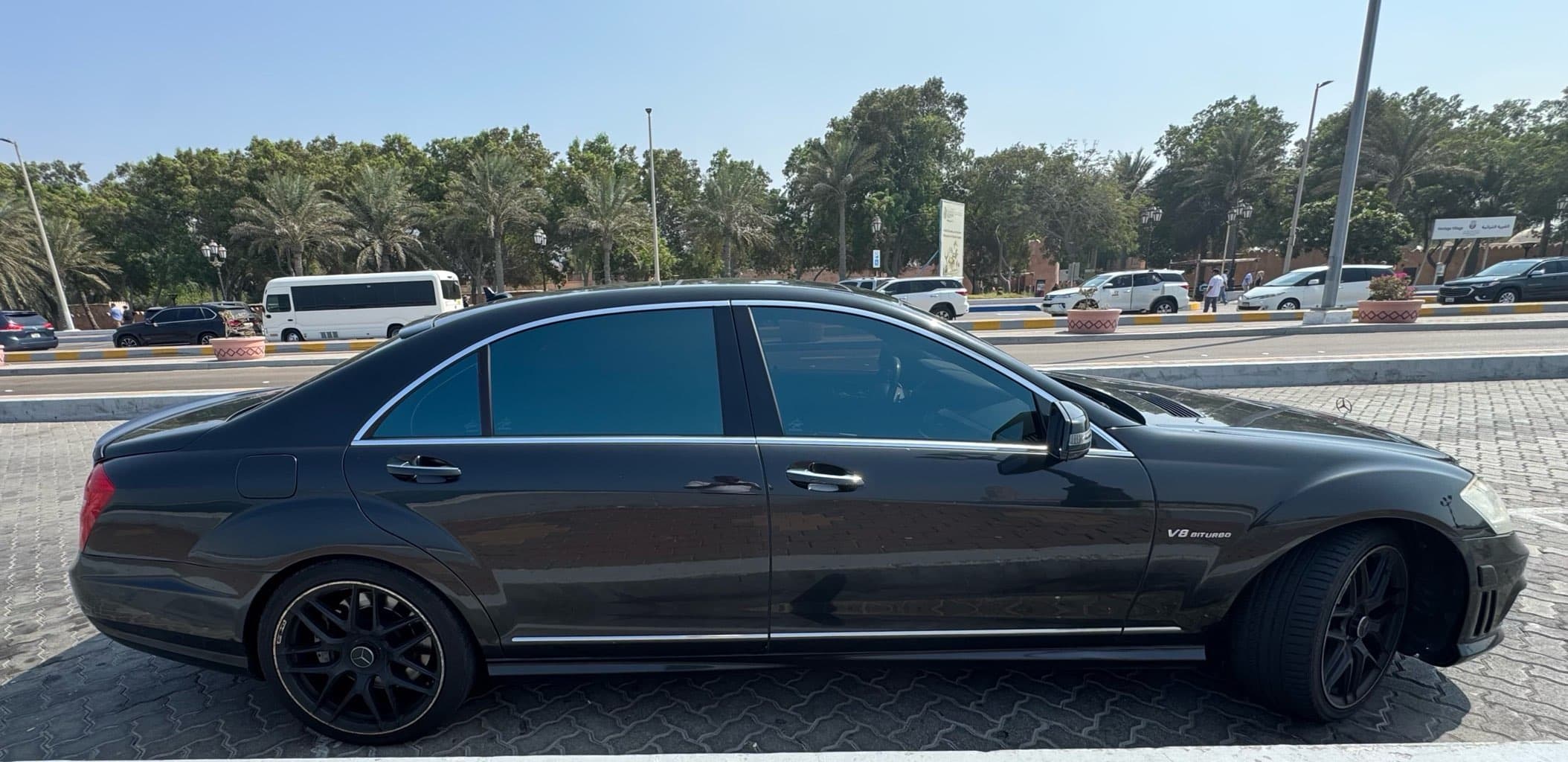Mercedes-Benz S63 AMG photo 16