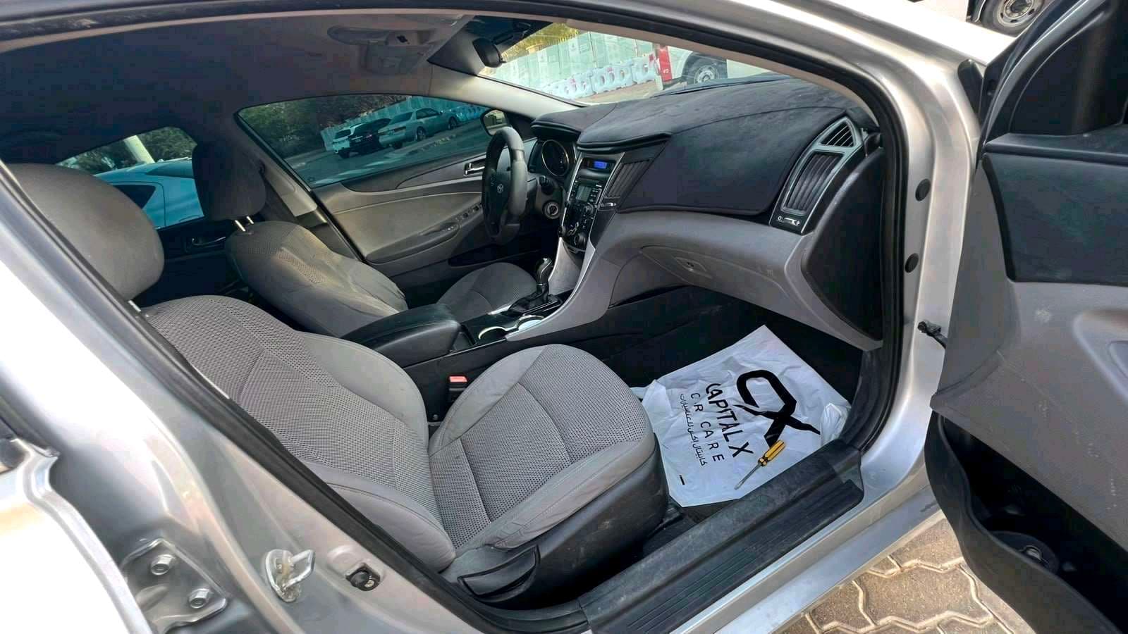 Hyundai Sonata photo 7