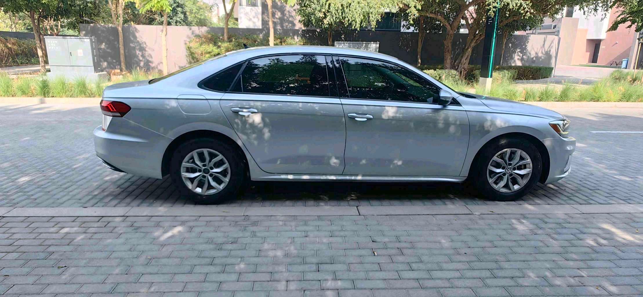 Volkswagen CC photo 5