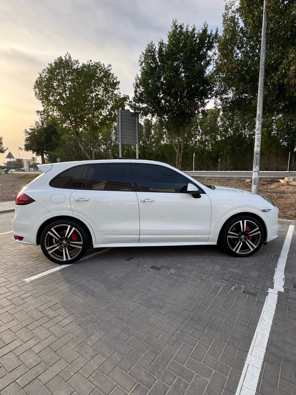 Porsche Cayenne photo 8