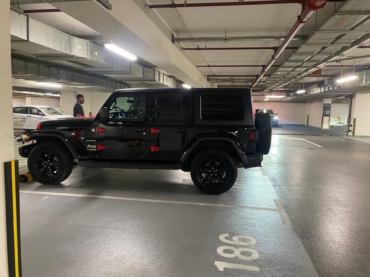 Jeep Wrangler photo 1
