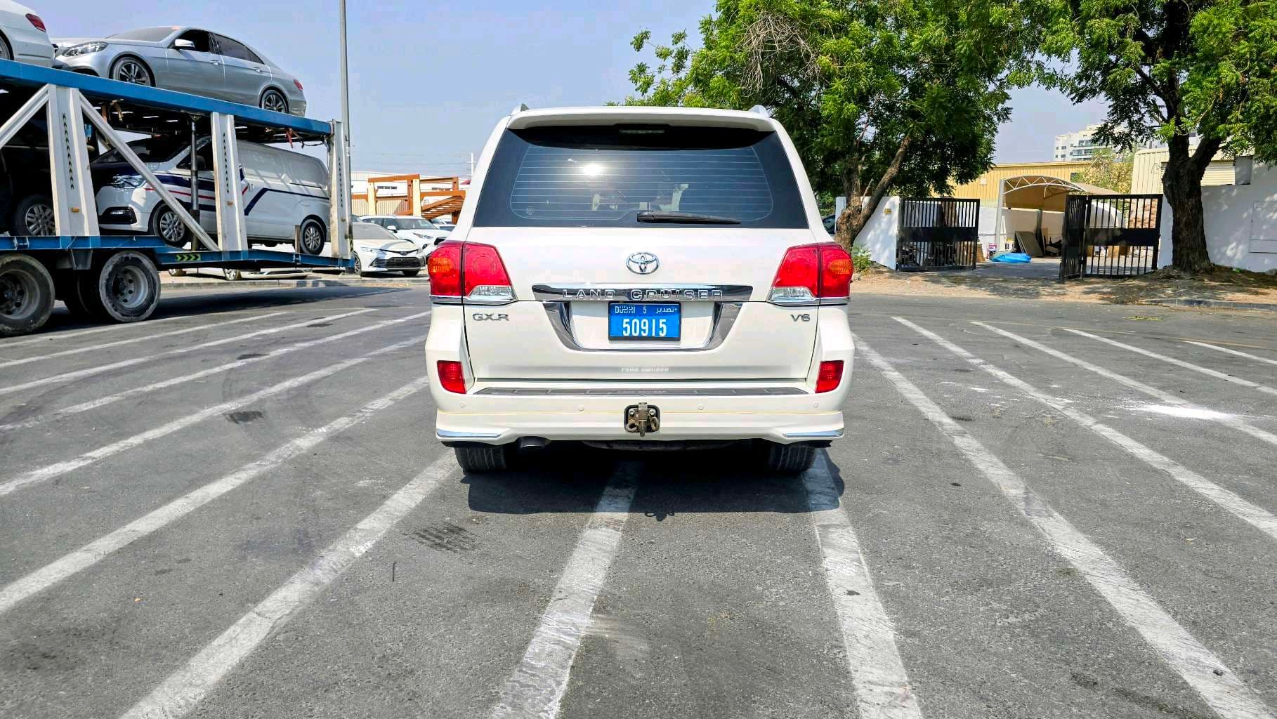 Toyota Land Cruiser photo 11