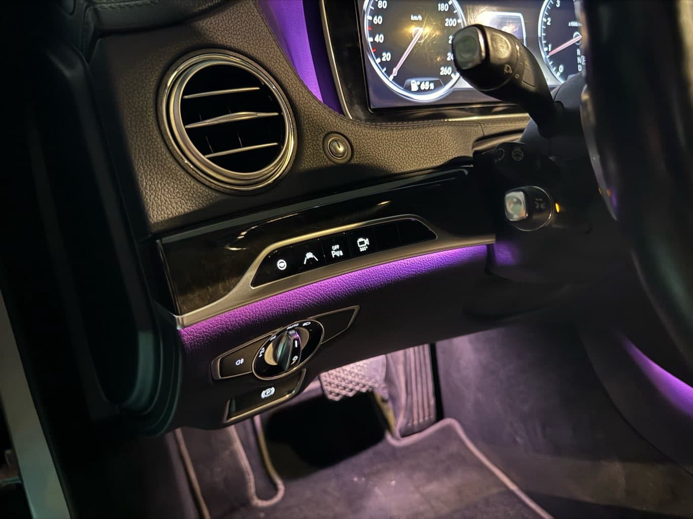 Mercedes-Benz S500 photo 7