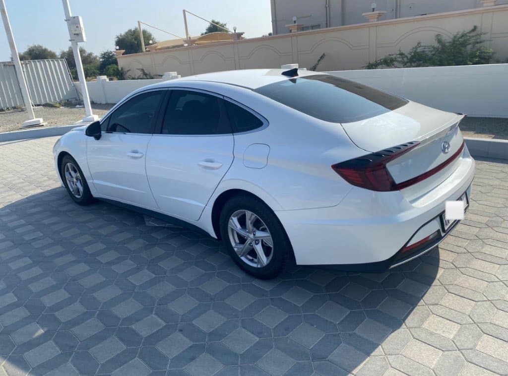 Hyundai Sonata photo 1