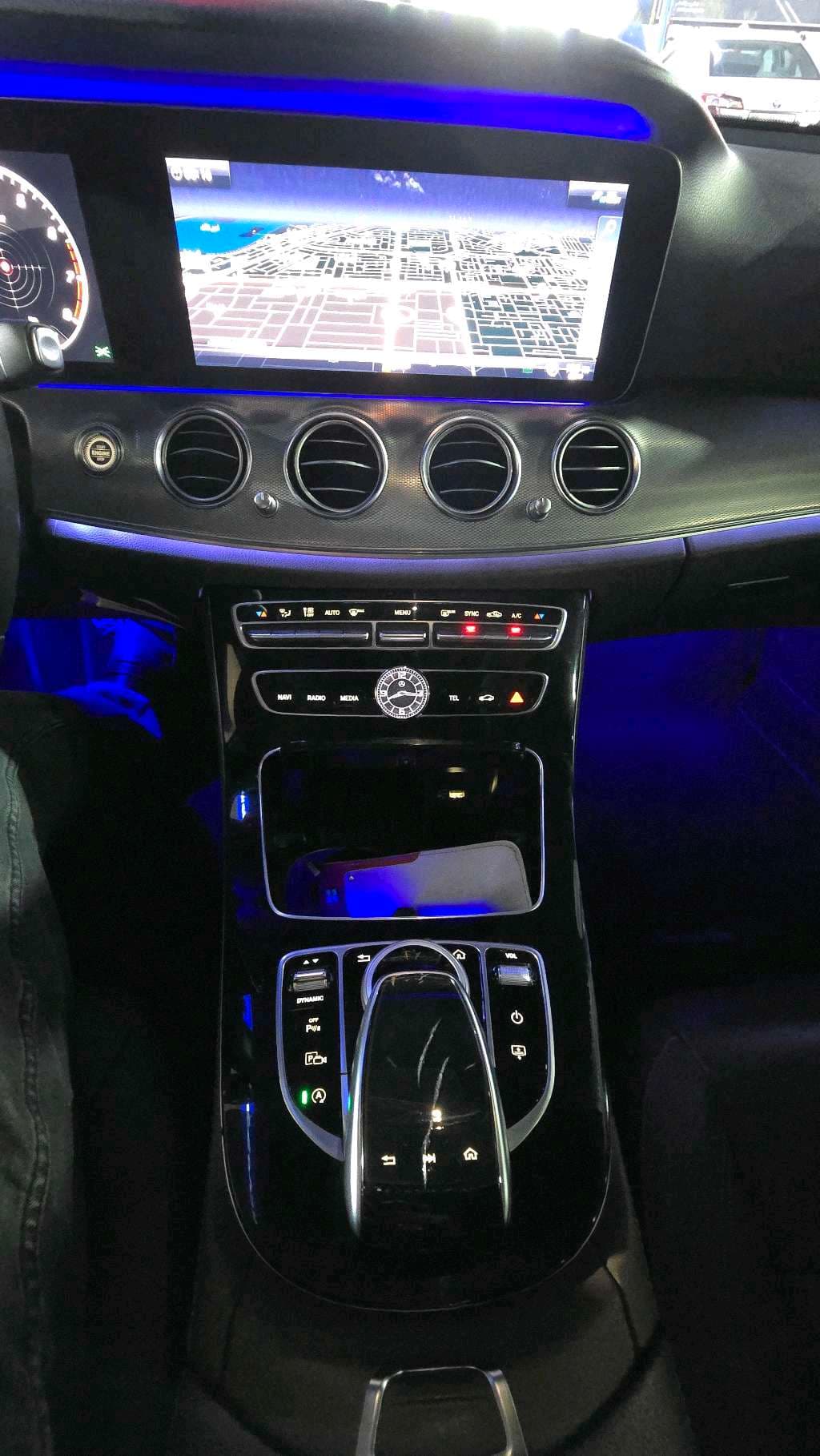 Mercedes-Benz E350 photo 14