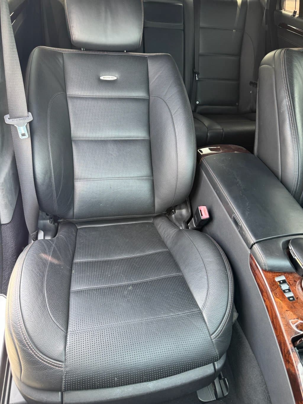 Mercedes-Benz S63 AMG photo 9