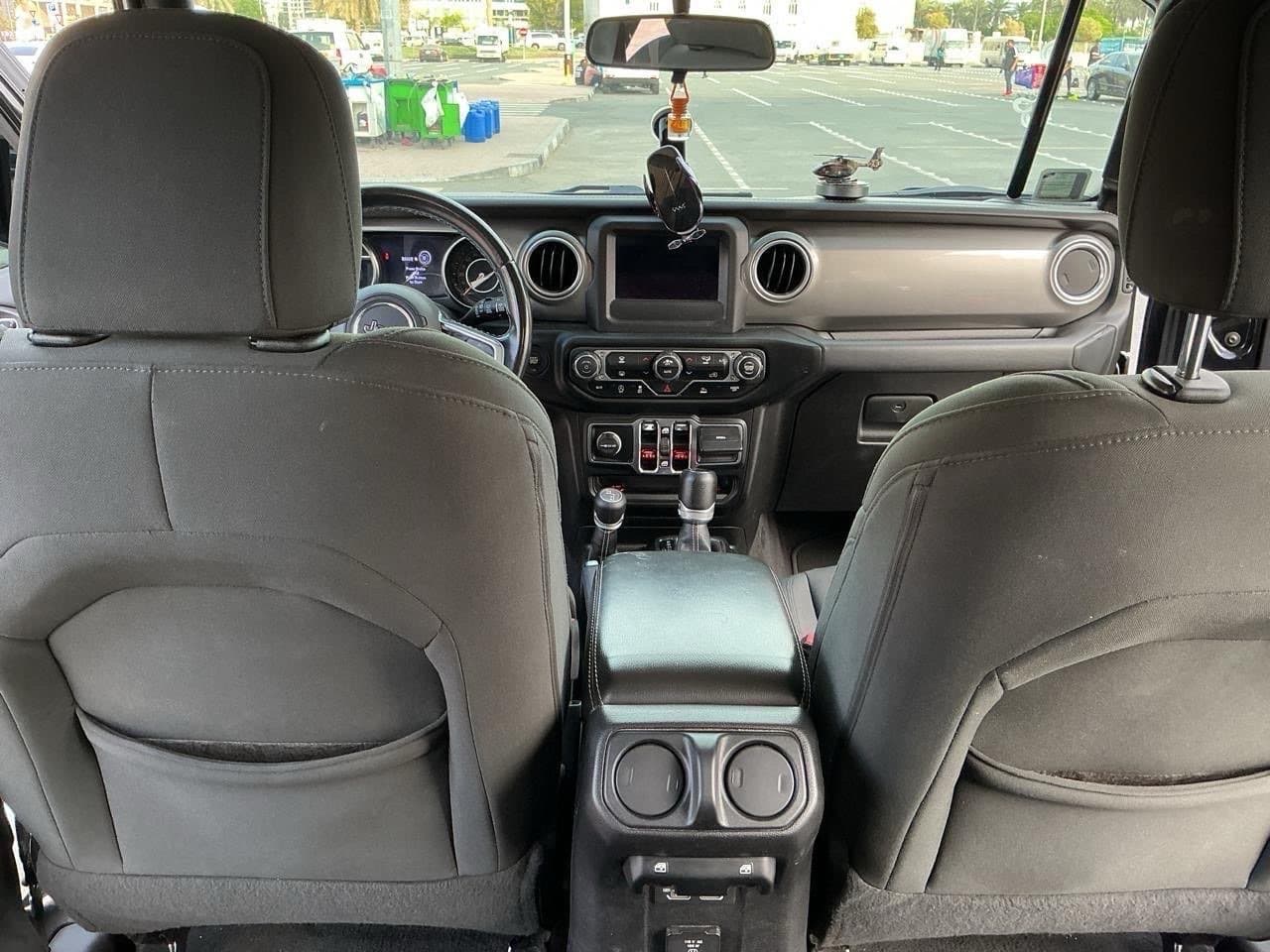 Jeep Wrangler photo 13
