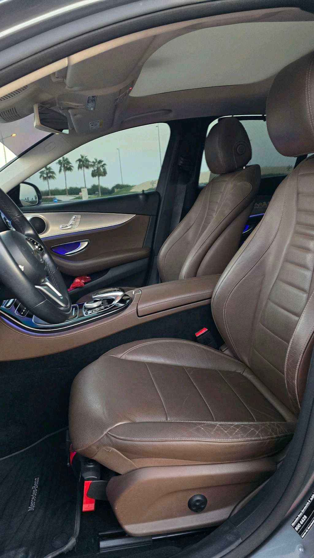 Mercedes-Benz E350 photo 5
