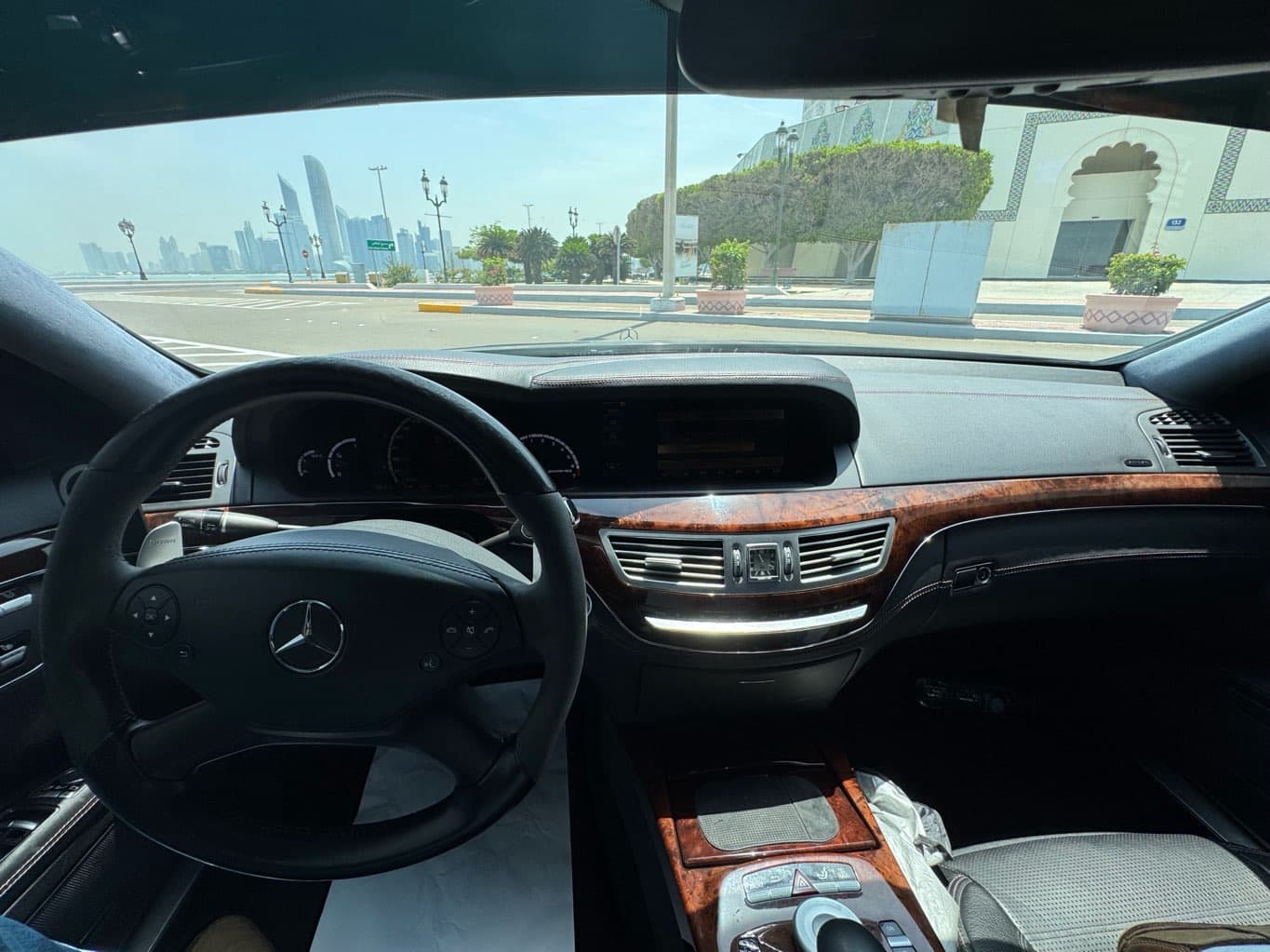 Mercedes-Benz S63 AMG photo 11