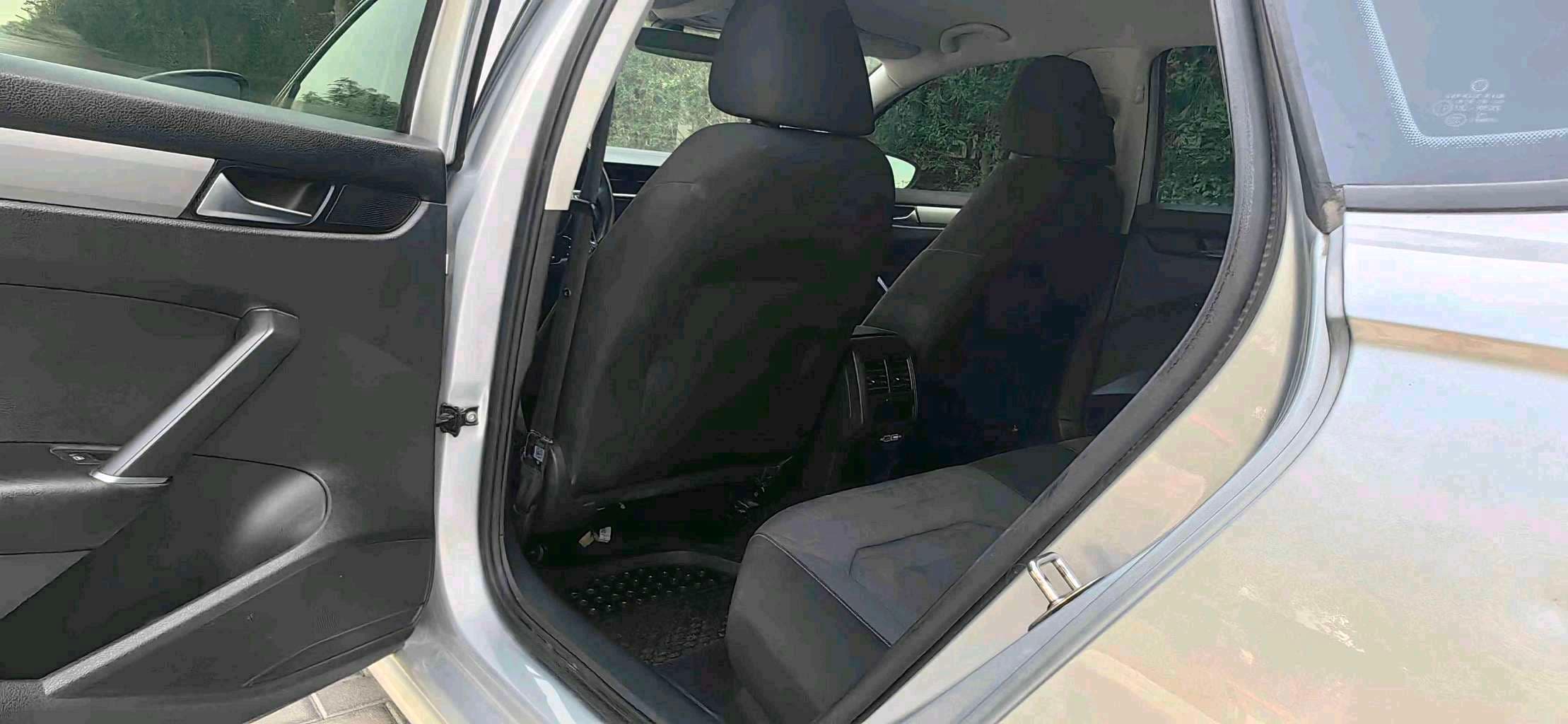 Volkswagen CC photo 15