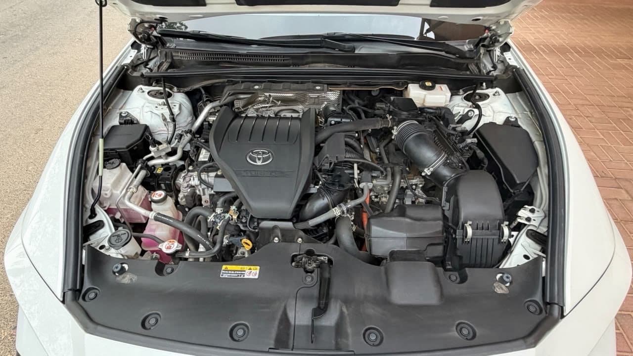 Toyota Crown photo 13